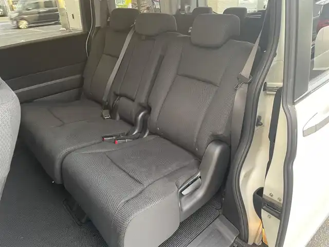 ホンダ ステップワゴン スパーダ Z 大阪府 2012(平24)年 4.7万km ホワイトオーキッドパール ワンオーナー/両側パワースライドドア/純正ナビ ワンセグTV CD DVD/バックカメラ/HIDオートヘッドライト/フォグライト/スマートキー 2個/ETC/パドルシフト/革巻きステアリング/保証書 取説 ナビ取説