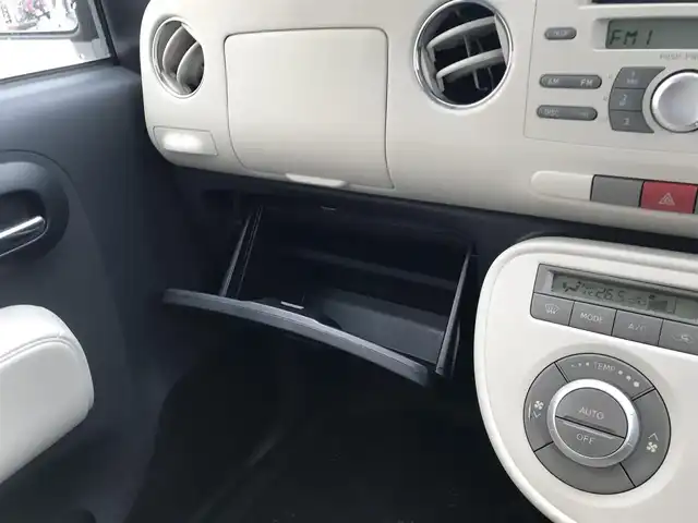 ダイハツ ミラ ココア プラスG 富山県 2012(平24)年 6.5万km ココアベージュマイカメタリック オーディオ/オートエアコン/スマートキー/レベライザー/革巻きステアリング/ドリンクホルダー/フォグランプ/トノカバー/フロアマット/ルーフレール