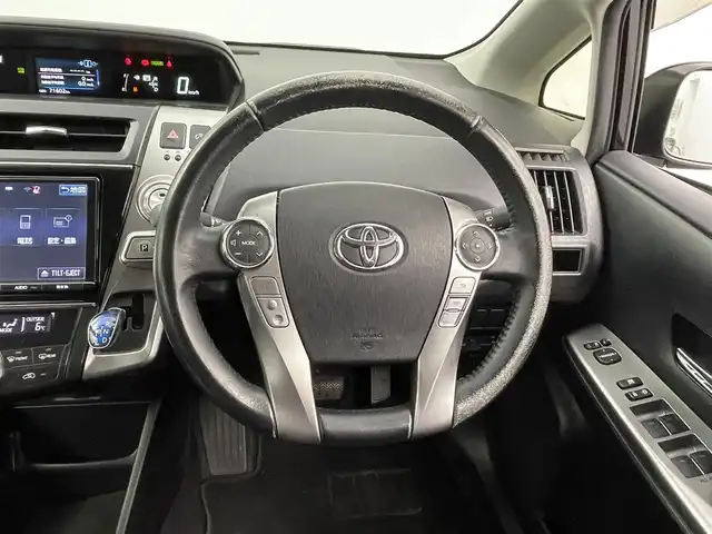 トヨタ プリウス α S ツーリングセレクション 群馬県 2016(平28)年 7.2万km アティチュードブラックマイカ 純正ナビ　Ｂｌｕｅｔｏｏｔｈ，フルセグ，ＣＤ　バックカメラ　オートライト　ビルトインＥＴＣ　純正アルミホイール１７インチ　ＬＥＤヘッドライト　オートエアコン　プッシュスタート　スマートキー　禁煙車
