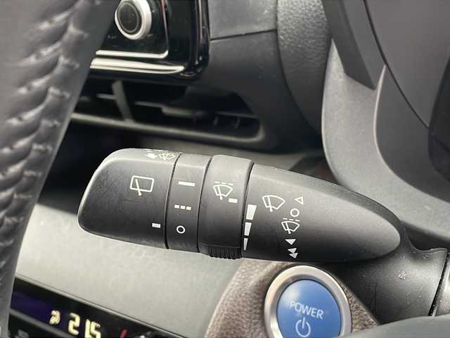 トヨタ ヤリスクロス ハイブリッド Z 静岡県 2022(令4)年 2.4万km ブラックマイカ グレイッシュブルー 2トーン ワンオーナー/ディスプレイオーディオ/Bluetooth/全周囲カメラ/セーフティセンス/レーダークルーズコントロール/オートハイビーム/パワーバックドア/ハーフレザー/シートヒーター/純正18インチＡＷ/ビルトインＥＴＣ/スマートキー/スペアキー/保証書/取説
