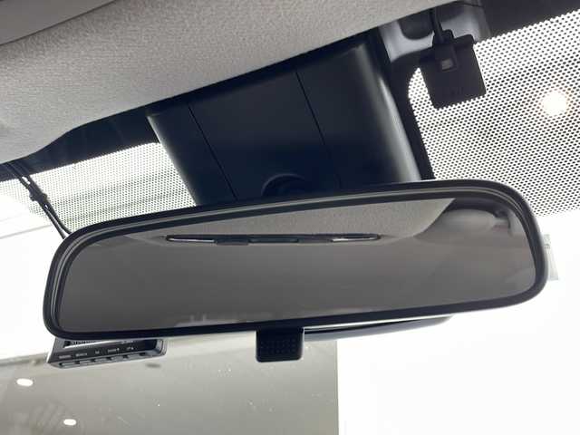 トヨタ ヤリスクロス ハイブリッド Z 静岡県 2022(令4)年 2.4万km ブラックマイカ グレイッシュブルー 2トーン ワンオーナー/ディスプレイオーディオ/Bluetooth/全周囲カメラ/セーフティセンス/レーダークルーズコントロール/オートハイビーム/パワーバックドア/ハーフレザー/シートヒーター/純正18インチＡＷ/ビルトインＥＴＣ/スマートキー/スペアキー/保証書/取説