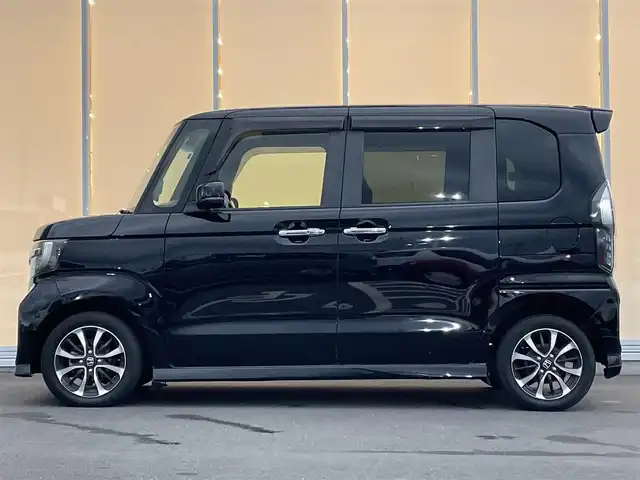 ホンダ Ｎ ＢＯＸ カスタム G EX ホンダセンシング 神奈川県 2018(平30)年 3.8万km クリスタルブラックパール 純正８インチＳＤナビ/CD/DVD/AppleCarPlay/Bluetooth/両側パワースライドドア　/バックカメラ　/追従型クルーズコントロール　/コーナーセンサー　/LEDヘッドライト　/フロントフォグランプ　/ETC　/スマートキー/純正１４インチアルミホイール/純正フロアマット/ドアバイザー/カーテンエアバッグ/衝突被害軽減システム