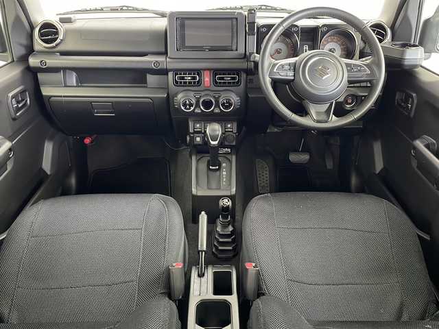 スズキ ジムニー シエラ JC 新潟県 2022(令4)年 1.5万km ジャングルグリーン カロッツェリア製SDナビ（Bluetooth・USB・AM・FM）/スズキセーフティーサポート　/バックカメラ　/ETC2.0　/前後ドライブレコーダー/クルーズコントロール/レーンキープアシスト　/前席シートヒーター　/LEDオートライト/オートマチックハイビーム　　/ダウンヒルアシストコントロール/社外ビルシュタインダンパー/４WD/アイドリングストップ/スマートキー/スペアキー/純正フロアマット/純正１５インチアルミホイール/１５インチAW冬タイヤセット車載
