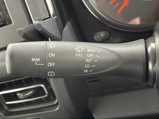 スズキ ジムニー シエラ JC 新潟県 2022(令4)年 1.5万km ジャングルグリーン カロッツェリア製SDナビ（Bluetooth・USB・AM・FM）/スズキセーフティーサポート　/バックカメラ　/ETC2.0　/前後ドライブレコーダー/クルーズコントロール/レーンキープアシスト　/前席シートヒーター　/LEDオートライト/オートマチックハイビーム　　/ダウンヒルアシストコントロール/社外ビルシュタインダンパー/４WD/アイドリングストップ/スマートキー/スペアキー/純正フロアマット/純正１５インチアルミホイール/１５インチAW冬タイヤセット車載