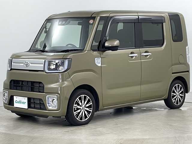 トヨタ ピクシスメガ Gターボ SAⅢ 道央・札幌 2018(平30)年 5.4万km 緑 ・ワンオーナー/・純正ナビ&CD&DVD&SD&BT/・両側パワースライドドア/・バックカメラ/・衝突被害軽減ブレーキ/・アイドリングストップ/・横滑り防止装置/・D席シートヒーター/・前方ドライブレコーダー/・ETC/・ステアリングスイッチ/・純正フロアマット/・電動格納ミラー/・プッシュスタート/・LEDヘッドライト/・オートマチックハイビーム/・オートライト/・・スマートキー/・社外AW冬タイヤ積込