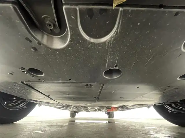 トヨタ シエンタ ハイブリッド Z 福島県 2023(令5)年 0.6万km ホワイトパールクリスタルシャイン トヨタセーフティセンス/・車線逸脱警報装置/・盗難防止装置/・衝突被害軽減ブレーキ/・コーナーセンサー前後/・レーンキープアシスト/・レーダークルーズコントロール/・ブラインドスポットモニター/・オートマチックハイビーム/純正ディスプレイオーディオナビ/・フルセグTV/BT/USB/Apple/Android/AM/FM/・ETC/・バックカメラ/両側パワースライドドア/革張ステアリング/・ステアリングリモコン/プッシュスタート/・スマートキー/・スペアキー1本/電動格納ミラー/・ウィンカーミラー/LEDヘッドライト/・オートライト/ドアバイザー/純正フロアマット/ワンオーナー