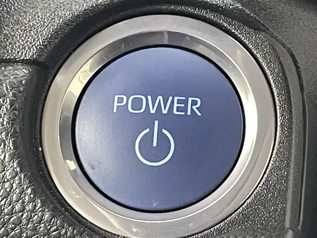 トヨタ シエンタ ハイブリッド Z 福島県 2023(令5)年 0.6万km ホワイトパールクリスタルシャイン トヨタセーフティセンス/・車線逸脱警報装置/・盗難防止装置/・衝突被害軽減ブレーキ/・コーナーセンサー前後/・レーンキープアシスト/・レーダークルーズコントロール/・ブラインドスポットモニター/・オートマチックハイビーム/純正ディスプレイオーディオナビ/・フルセグTV/BT/USB/Apple/Android/AM/FM/・ETC/・バックカメラ/両側パワースライドドア/革張ステアリング/・ステアリングリモコン/プッシュスタート/・スマートキー/・スペアキー1本/電動格納ミラー/・ウィンカーミラー/LEDヘッドライト/・オートライト/ドアバイザー/純正フロアマット/ワンオーナー