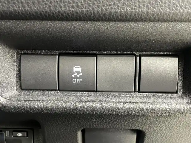 トヨタ シエンタ ハイブリッド Z 福島県 2023(令5)年 0.6万km ホワイトパールクリスタルシャイン トヨタセーフティセンス/・車線逸脱警報装置/・盗難防止装置/・衝突被害軽減ブレーキ/・コーナーセンサー前後/・レーンキープアシスト/・レーダークルーズコントロール/・ブラインドスポットモニター/・オートマチックハイビーム/純正ディスプレイオーディオナビ/・フルセグTV/BT/USB/Apple/Android/AM/FM/・ETC/・バックカメラ/両側パワースライドドア/革張ステアリング/・ステアリングリモコン/プッシュスタート/・スマートキー/・スペアキー1本/電動格納ミラー/・ウィンカーミラー/LEDヘッドライト/・オートライト/ドアバイザー/純正フロアマット/ワンオーナー