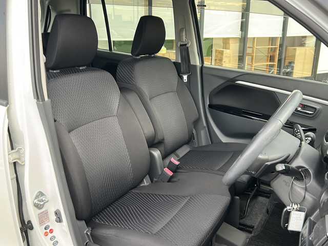 スズキ ワゴンＲ スティングレー T 岐阜県 2012(平24)年 2.8万km パールホワイト 登録時走行距離28093km/社外ナビ/フルセグテレビ/Blue tooth・CD・DVD・SDミュージックサーバー・AUX/ＬＥＤヘッドライト/オートライト/純正１５アルミホイール/シートヒーター前席/ベンチシート/純正フロアマット/プッシュスタート/スマートキー/スペアキー１本/ＭＴモード付ＡＴ/パドルシフト/ドアバイザー/禁煙車