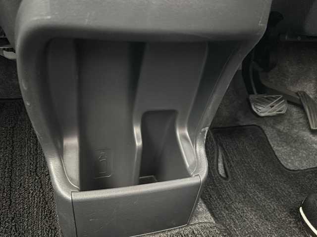 スズキ ワゴンＲ スティングレー T 岐阜県 2012(平24)年 2.8万km パールホワイト 登録時走行距離28093km/社外ナビ/フルセグテレビ/Blue tooth・CD・DVD・SDミュージックサーバー・AUX/ＬＥＤヘッドライト/オートライト/純正１５アルミホイール/シートヒーター前席/ベンチシート/純正フロアマット/プッシュスタート/スマートキー/スペアキー１本/ＭＴモード付ＡＴ/パドルシフト/ドアバイザー/禁煙車