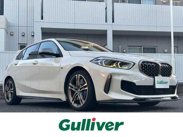 ＢＭＷ Ｍ２３５ｉ グランクーペ xDrive 愛知県 2019(令1)年 4.7万km アルピンホワイトⅢ メーカーナビ【Bluetooth FM AM USB】/ワイヤレス充電トレイ/ドライブレコーダー/バックカメラ/ETC/衝突軽減/レーダークルーズコントロール/インテリジェントセーフティ/速度制限アシスト/交差点警告/レーンキープアシスト /パーキングアシスト/前後コーナーセンサー/オートブレーキホールド/LEDヘッドライト/オートライト/フォグランプ/パーキングライト/ステアリングリモコン/パドルシフト/前席パワーシート/前席シートヒーター/純正フロアマット/禁煙車