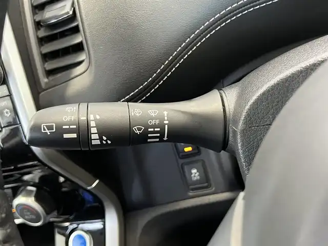日産 セレナ e－パワー ハイウェイスター V 栃木県 2018(平30)年 5.7万km マルーンレッド 2トーン 純正ナビ/Bluetooth　CD　DVD/フルセグ　TV/バックカメラ/・衝突軽減システム/・衝突軽減ブレーキ/・車線逸脱抑制機能/・車線逸脱警報/・標識認識機能/・速度認識機能/・コーナーセンサー/・ふらつき警報/・先行車発進お知らせ機能/クルーズコントロール/両側パワースライドドア/ハンドルヒーター/シートヒーター/オートライト/ヘッドライトLED/パーキングアシスト