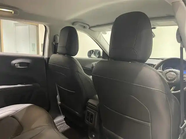 クライスラー・ジープ ジープ コンパス ナイトイーグル 愛知県 2020(令2)年 4.7万km パール 純正ナビ　/Ｂｌｕｅｔｏｏｔｈ　/フルセグＴＶ　/バックカメラ　/ハーフレザー　/ＡＣＣ　/ＬＫＡ　/ＢＳＭ　/自動緊急ブレーキ　/コーナーセンサー　/ＥＴＣ２．０　/オートワイパー　/オートライト/プッシュスタート/アイドリングストップ