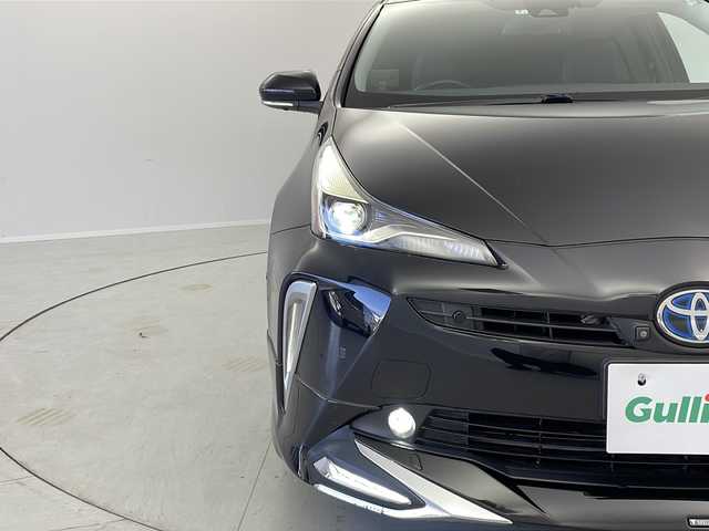 トヨタ プリウス A ツーリングセレクション 茨城県 2020(令2)年 5.8万km アティチュードブラックマイカ モデリスタエアロ/9型純正ナビ/　CD/DVD/Bluetooth/AM/FM/フルセグＴＶ/パノラミックビューモニター/ビルトインＥＴＣ/トヨタセーフティーセンス/・プリクラッシュセーフティ/・レーダークルーズコントロール/・レーントレーシングアラート/・オートマチックハイビーム/・パーキングサポートブレーキ/・ロードサインアシスト/ブラインドスポットモニター/社外前後ドライブレコーダー/レーダー探知機/社外18インチAW/純正フロアマット/パワーシート/合皮シート/シートヒーター/革巻ステアリング/ヘッドアップディスプレイ/ステアリングリモコン/オートライト/ＬＥＤライト/ＬＥＤフォグランプ/AC100V/オートリトラクタブルミラー/スマートキー/プッシュスタート/積み込み純正AWサマータイヤ