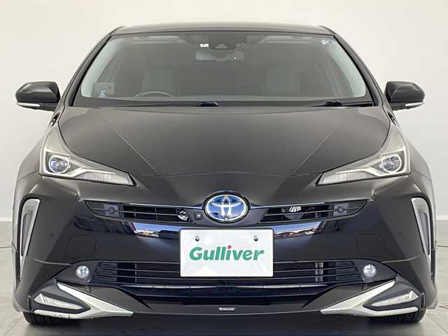 トヨタ プリウス A ツーリングセレクション 茨城県 2020(令2)年 5.8万km アティチュードブラックマイカ モデリスタエアロ/9型純正ナビ/　CD/DVD/Bluetooth/AM/FM/フルセグＴＶ/パノラミックビューモニター/ビルトインＥＴＣ/トヨタセーフティーセンス/・プリクラッシュセーフティ/・レーダークルーズコントロール/・レーントレーシングアラート/・オートマチックハイビーム/・パーキングサポートブレーキ/・ロードサインアシスト/ブラインドスポットモニター/社外前後ドライブレコーダー/レーダー探知機/社外18インチAW/純正フロアマット/パワーシート/合皮シート/シートヒーター/革巻ステアリング/ヘッドアップディスプレイ/ステアリングリモコン/オートライト/ＬＥＤライト/ＬＥＤフォグランプ/AC100V/オートリトラクタブルミラー/スマートキー/プッシュスタート/積み込み純正AWサマータイヤ