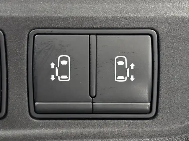 日産 セレナ ハイウェイスター G 大阪府 2016(平28)年 4.8万km ブリリアントホワイトパール 2トーン ProPILOT 純正9incナビTV 360カメラ フリップダウンモニター デジタルインナーミラー シートヒーター レーダークルコン 衝突軽減ブレーキ レーンアシスト 両側パワースライドドア パークアシスト クリアランスソナー