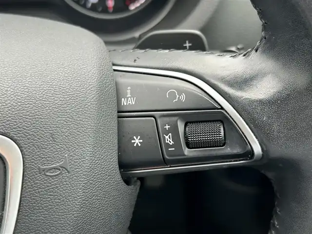 アウディ Ａ３ スポーツバック 1．4 TFSI 愛知県 2016(平28)年 7.1万km グレイシアホワイトメタリック /純正MMIナビゲーションシステム//AM/FM/CD/DVD/SD/ジュークBOX//BT/外部AV入力/Wi-Fiオーディオプレーヤー//アダプティブクルーズ//ETC//オートHIDヘッドライト//フロントフォグランプ//リヤフォグランプ//ステアリングスイッチ//パドルシフト//電格ミラー//アイドリングストップ//プッシュスタート//トノカバー//ISOFIX//取扱説明書//スマートキー//スペアキー