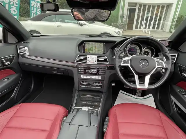 メルセデス・ベンツ Ｅ２５０ カブリオレ 埼玉県 2014(平26)年 3.7万km 白 電動オープン/赤革シート/シートヒーター/メモリー付パワーシート/純正ナビTV/ハーマンカードンスピーカー/バックカメラ/LEDヘッドライト/純正１８インチアルミ/アクティブクルーズコントロール/衝突軽減ブレーキ/パークトロニック/スマートキー/保証書付整備手帳/取扱説明書