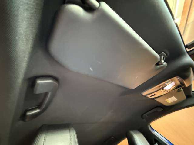 プジョー ３０８ GTライン ブルーHDi 千葉県 2019(令1)年 5万km マグネティックブルー 革調シートカバー　/ACC　/BSM　/ディスプレイオーディオ　/CarPlay　/衝突軽減ブレーキ　/Bluetooth　/パドルシフト　/ドライブレコーダー　/純正17インチAW　/LEDヘッドライト　/オートライト　/ETC　/アイドリングストップ