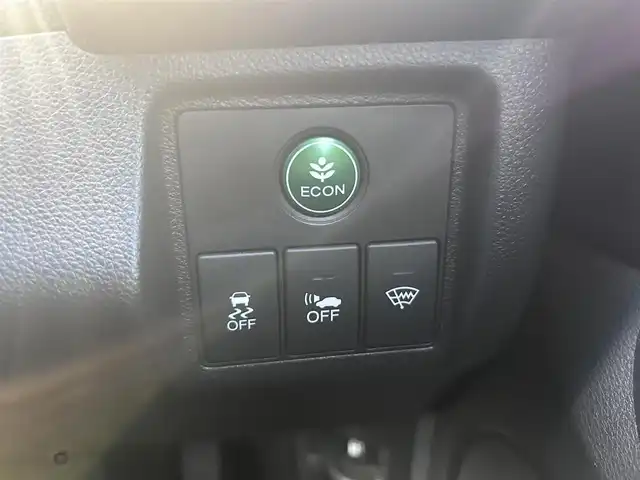 ホンダ ヴェゼル ハイブリッド X 奈良県 2014(平26)年 10万km ホワイトオーキッドパール 【(株)IDOMが運営する　じしゃロン奈良店　の自社ローン対象車両になります。こちらは現金ご利用時の価格です。自社ローンご希望の方は別途その旨お申付け下さい。】