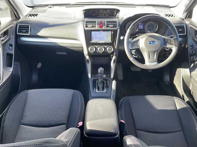 スバル フォレスター 2．0i－L アイサイト 三重県 2015(平27)年 9.3万km 紺 社外7型ナビ/フルセグTV/Bluetooth/バックカメラ/USB入力端子/シートヒーター/パワーシート/レーダークルーズコントロール/衝突被害軽減ブレーキ/HIDヘッドライト/オートライト/ヘッドライトレベライザー