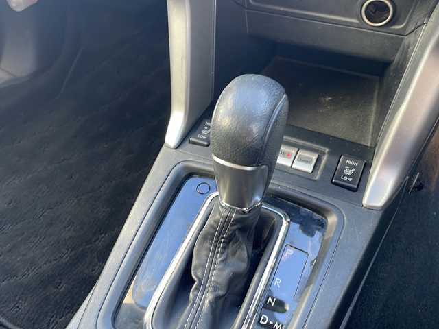 スバル フォレスター 2．0i－L アイサイト 三重県 2015(平27)年 9.3万km 紺 社外7型ナビ/フルセグTV/Bluetooth/バックカメラ/USB入力端子/シートヒーター/パワーシート/レーダークルーズコントロール/衝突被害軽減ブレーキ/HIDヘッドライト/オートライト/ヘッドライトレベライザー