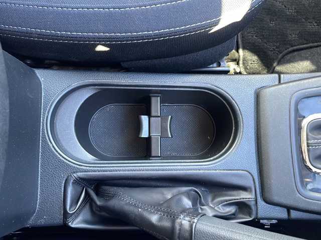 スバル フォレスター 2．0i－L アイサイト 三重県 2015(平27)年 9.3万km 紺 社外7型ナビ/フルセグTV/Bluetooth/バックカメラ/USB入力端子/シートヒーター/パワーシート/レーダークルーズコントロール/衝突被害軽減ブレーキ/HIDヘッドライト/オートライト/ヘッドライトレベライザー