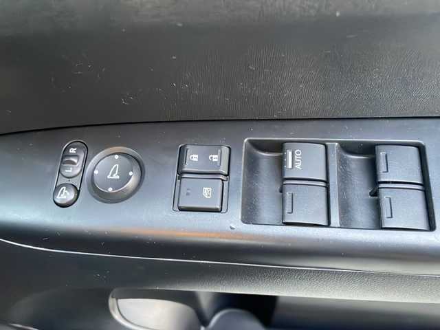 ホンダ Ｎ ＢＯＸ G SSパッケージ 静岡県 2015(平27)年 4.6万km プレミアムホワイトパール /純正ナビ/ワンセグTV//CD/DVD/Bluetooth//バックカメラ//両側パワースライドドア//衝突軽減ブレーキ//フロントシートヒーター//純正14インチAW//ステアリングスイッチ