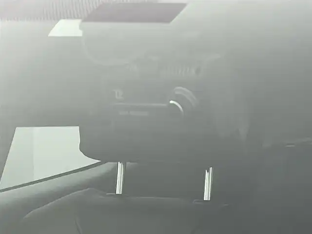 トヨタ ヤリスクロス ハイブリッド Z 道央・札幌 2021(令3)年 6.6万km ブラックマイカ/ホワイトパールクリスタルシャイン 2トーン ・寒冷地仕様/・４WD/・純正ナビゲーション/　BT/フルセグ/USB/Miracast/・ETC/・ドライブレコーダー/・全方位カメラ/・レーダークルーズコントロール/・パワーバックドア/・LEDヘッドライト/・フォグライト/・オートライト/・レーンキープアシスト/・横滑り防止装置/・ブラインドスポットモニター/・パーキングサポートブレーキ/・リヤクロストラフィックアラート/・ロードサインアシスト/・ヒルディセントコントロール/・運転席パワーシート/・ハーフレザーシート/・シートヒーター/・ステアリングヒーター/・スマートキー/・プッシュスタート/・純正AW夏タイヤ