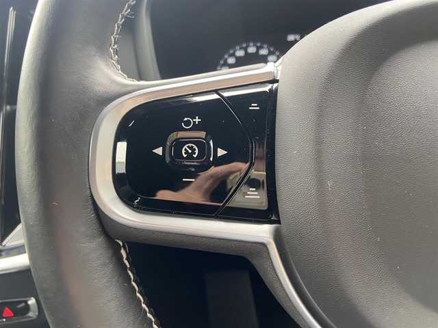 ボルボ ボルボ Ｖ６０ B5 Rデザイン 栃木県 2020(令2)年 6.9万km パール パノラマサンルーフ/harman/kardon/HUD/ACC/全方位カメラ/純正ナビ/フルセグ /パワーシート/ステアリングヒーター/シートヒーター/ハーフレザー/電動リアゲート/ETC/LED/純正18インチAW/純正ドラレコ前後