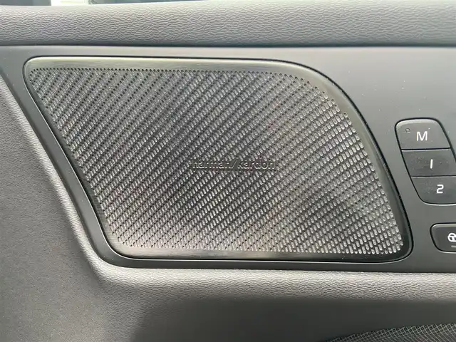 ボルボ ボルボ Ｖ６０ B5 Rデザイン 栃木県 2020(令2)年 6.9万km パール パノラマサンルーフ/harman/kardon/HUD/ACC/全方位カメラ/純正ナビ/フルセグ /パワーシート/ステアリングヒーター/シートヒーター/ハーフレザー/電動リアゲート/ETC/LED/純正18インチAW/純正ドラレコ前後