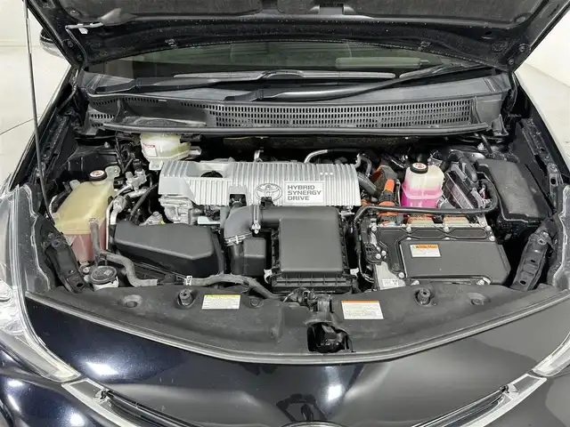 トヨタ プリウス α S 大分県 2020(令2)年 7.5万km アティチュードブラックマイカ 純正9型ナビ/【フルセグTV/AM/FM/Bluetooth/SD録音/DVD/CD】/モデリスタエアロ/衝突被害軽減ブレーキ/レーンキープアシスト/クルーズコントロール/バックカメラ/アルパイン後席モニター/ハンズフリー/純正フロアマット/LEDヘッドライト/ETC/ドライブレコーダー/３列シート/ふらつき検知機能