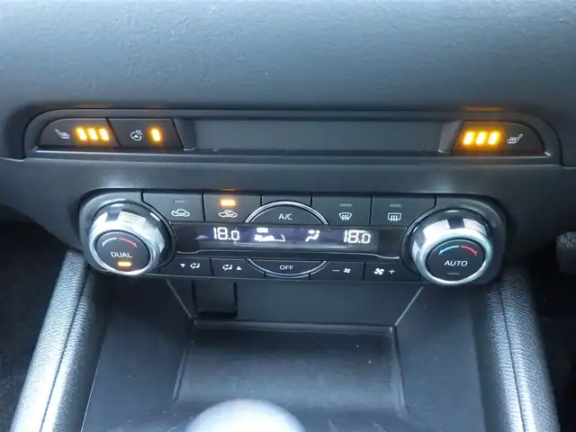 マツダ ＣＸ－５ 20S プロアクティブ 千葉県 2017(平29)年 5万km ジェットブラックマイカ スマートシティブレーキサポート/ブラインドスポットモニタリング/レーンキープ・アシスト・システム/レーダークルーズコントロール/アクティブ・ドライビング・ディスプレイ/i-stop/運転席パワーシート/前席シートヒーター/純正SDナビ/地デジTV/【DVD/CD再生機能　Bluetooth接続】/バックカメラ/革巻きステアリング/ステアリングスイッチ/ETC/LEDヘッドライト/ウインカーミラー/コーナーセンサー/純正19インチアルミホイル/サイド/カーテンエアバッグ/アドバンストキーレスエントリー