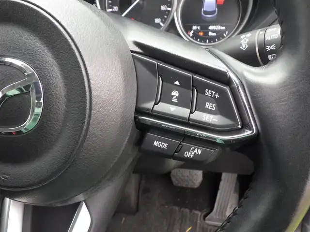 マツダ ＣＸ－５ 20S プロアクティブ 千葉県 2017(平29)年 5万km ジェットブラックマイカ スマートシティブレーキサポート/ブラインドスポットモニタリング/レーンキープ・アシスト・システム/レーダークルーズコントロール/アクティブ・ドライビング・ディスプレイ/i-stop/運転席パワーシート/前席シートヒーター/純正SDナビ/地デジTV/【DVD/CD再生機能　Bluetooth接続】/バックカメラ/革巻きステアリング/ステアリングスイッチ/ETC/LEDヘッドライト/ウインカーミラー/コーナーセンサー/純正19インチアルミホイル/サイド/カーテンエアバッグ/アドバンストキーレスエントリー