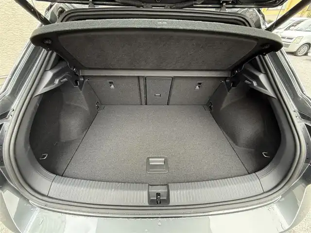 フォルクスワーゲン ＶＷ Ｔ－ロック TDI スポーツ 滋賀県 2022(令4)年 2.9万km グレーⅡ ワンオーナー/オートクルーズコントロール/ブラインドスポットモニター/横滑り防止システム/バックカメラ/レーンキープアシスト/駐車支援/アイドリングストップ/コーナーセンサー/リアトラフィックアラート/パークディスタンスコントロール/ａｐｐｌｅｃａｒｐｌａｙ/ドライブレコーダー/ETC