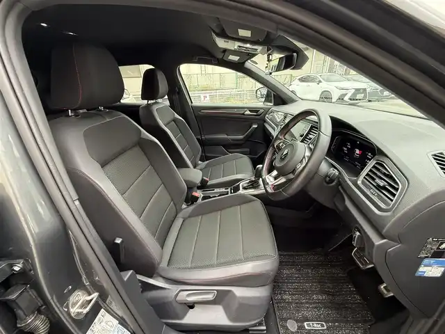フォルクスワーゲン ＶＷ Ｔ－ロック TDI スポーツ 滋賀県 2022(令4)年 2.9万km グレーⅡ ワンオーナー/オートクルーズコントロール/ブラインドスポットモニター/横滑り防止システム/バックカメラ/レーンキープアシスト/駐車支援/アイドリングストップ/コーナーセンサー/リアトラフィックアラート/パークディスタンスコントロール/ａｐｐｌｅｃａｒｐｌａｙ/ドライブレコーダー/ETC