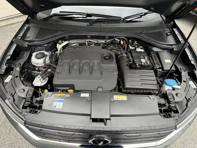 フォルクスワーゲン ＶＷ Ｔ－ロック TDI スポーツ 滋賀県 2022(令4)年 2.9万km グレーⅡ ワンオーナー/オートクルーズコントロール/ブラインドスポットモニター/横滑り防止システム/バックカメラ/レーンキープアシスト/駐車支援/アイドリングストップ/コーナーセンサー/リアトラフィックアラート/パークディスタンスコントロール/ａｐｐｌｅｃａｒｐｌａｙ/ドライブレコーダー/ETC