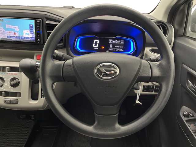 ダイハツ ミラ イース X リミテッド SAⅢ 宮崎県 2019(平31)年 2.8万km スカイブルーメタリック 禁煙車/衝突被害軽減ブレーキ/純正ナビTV/（NMZK-W68D/CD/DVD/Bluetooth/FMAM/フルセグTV)/純正バックカメラ/純正ドライブレコーダー/純正LEDオートライト/純正セキュリティアラーム/純正フロアマット/クリアランスソナー/オートマチックハイビーム/電動格納ミラー/ドアバイザー/WSRSエアバック/ABS/リモコンキー/スペアキー/新車時保証書/取扱い説明書