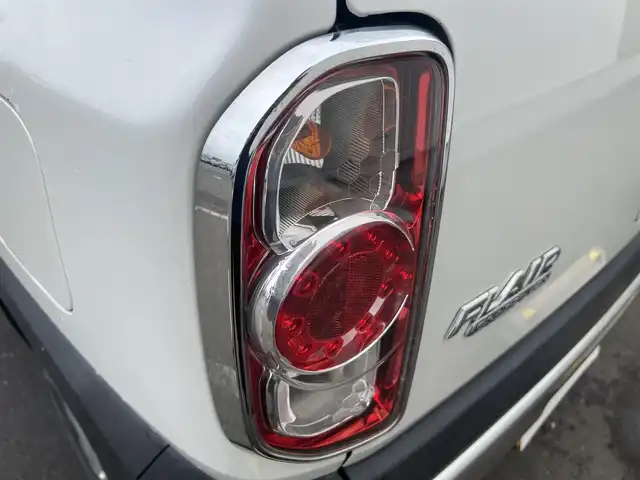 マツダ フレア クロスオーバー XG 秋田県 2017(平29)年 9.6万km ピュアホワイトP ４WD/純正ナビ/衝突軽減システム/フルセグ/バックカメラ/純正アルミ/スマートキー/前席シートヒーター/アイドリングストップ/ダウンヒルアシストコントロール/プッシュスタート/ETC/純正フロアマット/純正ドアバイザー/オートライト/オートエアコン/パワーステアリング/パワーウィンドウ/横滑り防止/盗難防止装置/電動格納ミラー/保証書/取扱説明書/記録簿