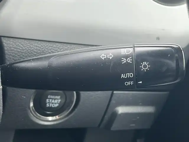 マツダ フレア クロスオーバー XG 秋田県 2017(平29)年 9.6万km ピュアホワイトP ４WD/純正ナビ/衝突軽減システム/フルセグ/バックカメラ/純正アルミ/スマートキー/前席シートヒーター/アイドリングストップ/ダウンヒルアシストコントロール/プッシュスタート/ETC/純正フロアマット/純正ドアバイザー/オートライト/オートエアコン/パワーステアリング/パワーウィンドウ/横滑り防止/盗難防止装置/電動格納ミラー/保証書/取扱説明書/記録簿