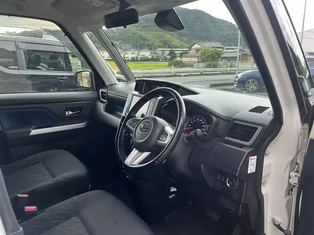 ダイハツ トール カスタムG SAⅡ 高知県 2017(平29)年 13.2万km パールホワイトⅢ (株)IDOMが運営する【じしゃロン高知店】の自社ローン専用車両になります。こちらは現金またはオートローンご利用時の価格です。自社ローンご希望の方は別途その旨お申付け下さい