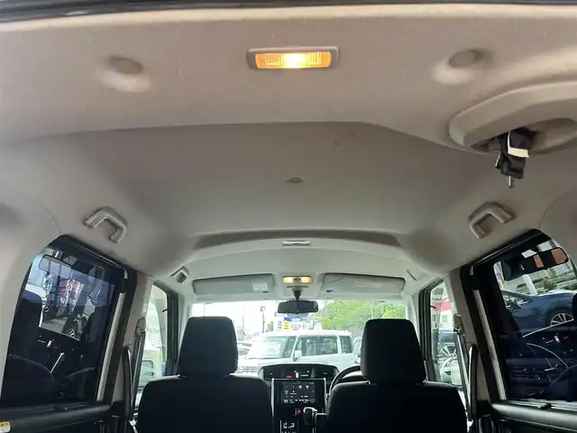 ダイハツ トール カスタムG SAⅡ 高知県 2017(平29)年 13.2万km パールホワイトⅢ (株)IDOMが運営する【じしゃロン高知店】の自社ローン専用車両になります。こちらは現金またはオートローンご利用時の価格です。自社ローンご希望の方は別途その旨お申付け下さい