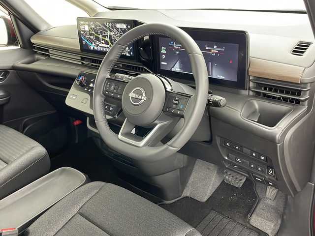 日産 セレナ e－4ORCE ハイウェイスターV 道央・札幌 2024(令6)年 0.3万km 赤 ・4WD/・純正ナビ&フルセグTV&BT/・全方位カメラ/・プロパイロット/・インテリジェントエマージェンシーブレーキ/・前方衝突予測警報/・車線逸脱防止支援システム/・車線逸脱警報/・後側方衝突防止支援システム/・後側方車両検知警報/・フロント&バックソナー/・デジタルインナーミラー/・前席シートヒーター/・ステアリングヒーター/・ステアリングスイッチ/・置くだけ充電/・ビルトインETC/・LEDヘッドライト/・オートライト/・オートマチックハイビーム/・スマートキー/・スペアキー/・スマートキー