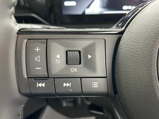 日産 セレナ e－4ORCE ハイウェイスターV 道央・札幌 2024(令6)年 0.3万km 赤 ・4WD/・純正ナビ&フルセグTV&BT/・全方位カメラ/・プロパイロット/・インテリジェントエマージェンシーブレーキ/・前方衝突予測警報/・車線逸脱防止支援システム/・車線逸脱警報/・後側方衝突防止支援システム/・後側方車両検知警報/・フロント&バックソナー/・デジタルインナーミラー/・前席シートヒーター/・ステアリングヒーター/・ステアリングスイッチ/・置くだけ充電/・ビルトインETC/・LEDヘッドライト/・オートライト/・オートマチックハイビーム/・スマートキー/・スペアキー/・スマートキー