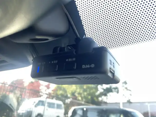 日産 ノート e－パワー X 埼玉県 2019(平31)年 4.2万km ダークメタルグレー /純正メモリナビ//フルセグTV//アラウンドビューモニター//CD&DVD&Blu-ray再生//Bluetooth接続//クルーズコントロール//ETC//スマートキーx2//LEDヘッドライト//インテリジェントルームミラー//衝突軽減ブレーキ//車線逸脱警報//Wエアバッグ&ABS//横滑り防止装置//クリアランスソナー//前後ドライブレコーダー//オートライト//プライバシーガラス//ドアバイザー//純正15インチAW//新車時保証書//取扱説明書//ナビ取説