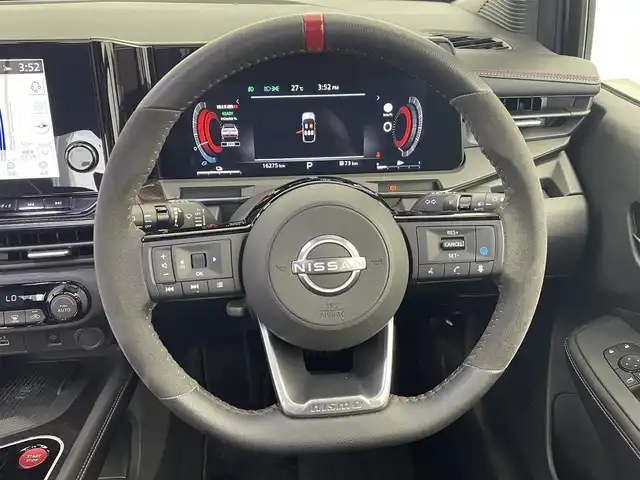 日産 オーラ ニスモ 群馬県 2024(令6)年 1.7万km ダークメタルグレー/スーパーブラック2トーン ・プロパイロット/・インテリジェントクルーズコントロール/・インテリジェントエマージェンシーブレーキ/・アラウンドビューモニター/・Cポート給電/・USBポート/・純正フルエアロ/・純正ホイール/・純正ドライブレコーダー/・純正ETC2.0 /・デジタルルームミラー/・純正メーカーオプションナビ/・Bluetooth/・SD/・純正フロアマット/・プッシュスタート/・スペアキー×２本/・LEDヘッドライト