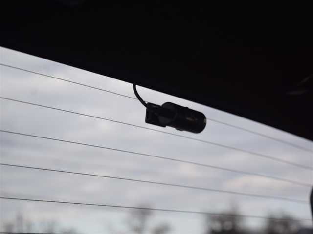 トヨタ ハイラックス Z GRスポーツ 兵庫県 2023(令5)年 1.7万km スーパーホワイトⅡ 純正ナビ/全方位カメラ/トノカバー/ETC/ドライブレコーダー前後/トヨタセーフティセンス/パドルシフト/レーダークルーズコントロール/ステアリングリモコン/スマートキー/純正アルミホイール/LEDヘッドライト