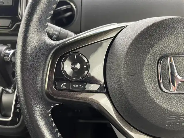 ホンダ Ｎ ＢＯＸ カスタム G L ターボ ホンダセンシング 熊本県 2017(平29)年 5.1万km シャイニンググレーM 禁煙車/純正ナビ（CD・DVD・ワンセグ・BT・USB）/レーダークルーズコントロール/ETC/バックカメラ/社外前後ドライブレコーダー/両側パワースライドドア/前後クリアランスソナー/衝突軽減ブレーキ/レーンキープアシスト/横滑り防止/アイドリングストップ/ハーフレザーシート/純正フロアマット/純正１５インチAW/オートライト/LEDヘッドライト/フォグライト/スマートキー/プッシュスタート/スペアキー1本