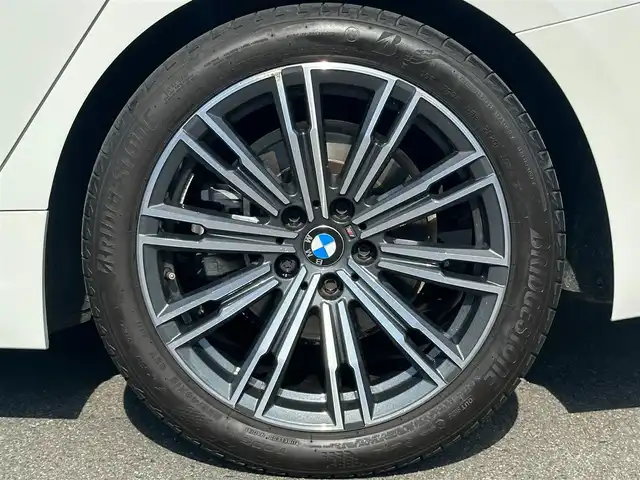 ＢＭＷ ３２０ｄ xDrive Mスポーツ 福島県 2021(令3)年 6万km アルピンホワイトⅢ 純正ナビ(BT/USB)/アダプティブクルーズコントロール/ブラインドスポットモニター/黒レザーシート/シートヒーター/パワーシート/パワーバックドア/バック・360°カメラ/ワイヤレスチャージャー/ミラー一体型ETC/前後ドライブレコーダー/パドルシフト/ステアリングスイッチ/純正18AW/純正フロアマット/LEDヘッドライト/オートホールド/コンフォートアクセス/保証書/取扱説明書