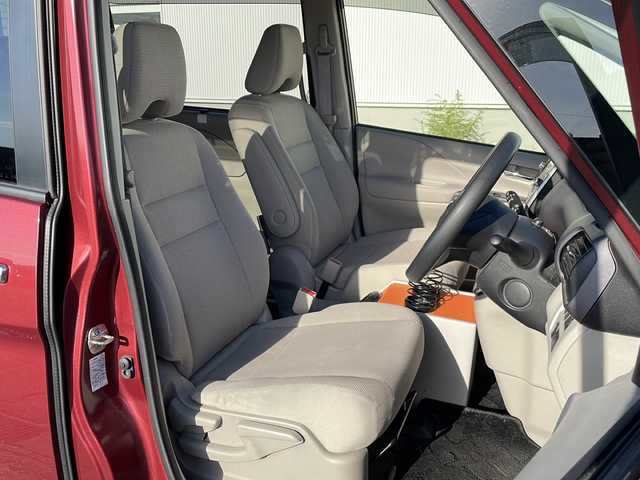 日産 セレナ X VセレクションⅡ 新潟県 2018(平30)年 9.2万km マルーンレッド 4WD/純正9インチSDナビ(MM518D-L)/CD/DVD/BD/BT/フルセグテレビ/バックカメラ/ETC/ドライブレコーダー/フリップダウンモニター/衝突被害軽減ブレーキ/レーンキープアシスト/クルーズコントロール/両側パワースライドドア/ステアリングスイッチ/スマートキー/プッシュスタート/LEDヘッドライト/オートライト/フォグランプ/社外15インチアルミホイール/15インチ夏タイヤ車載